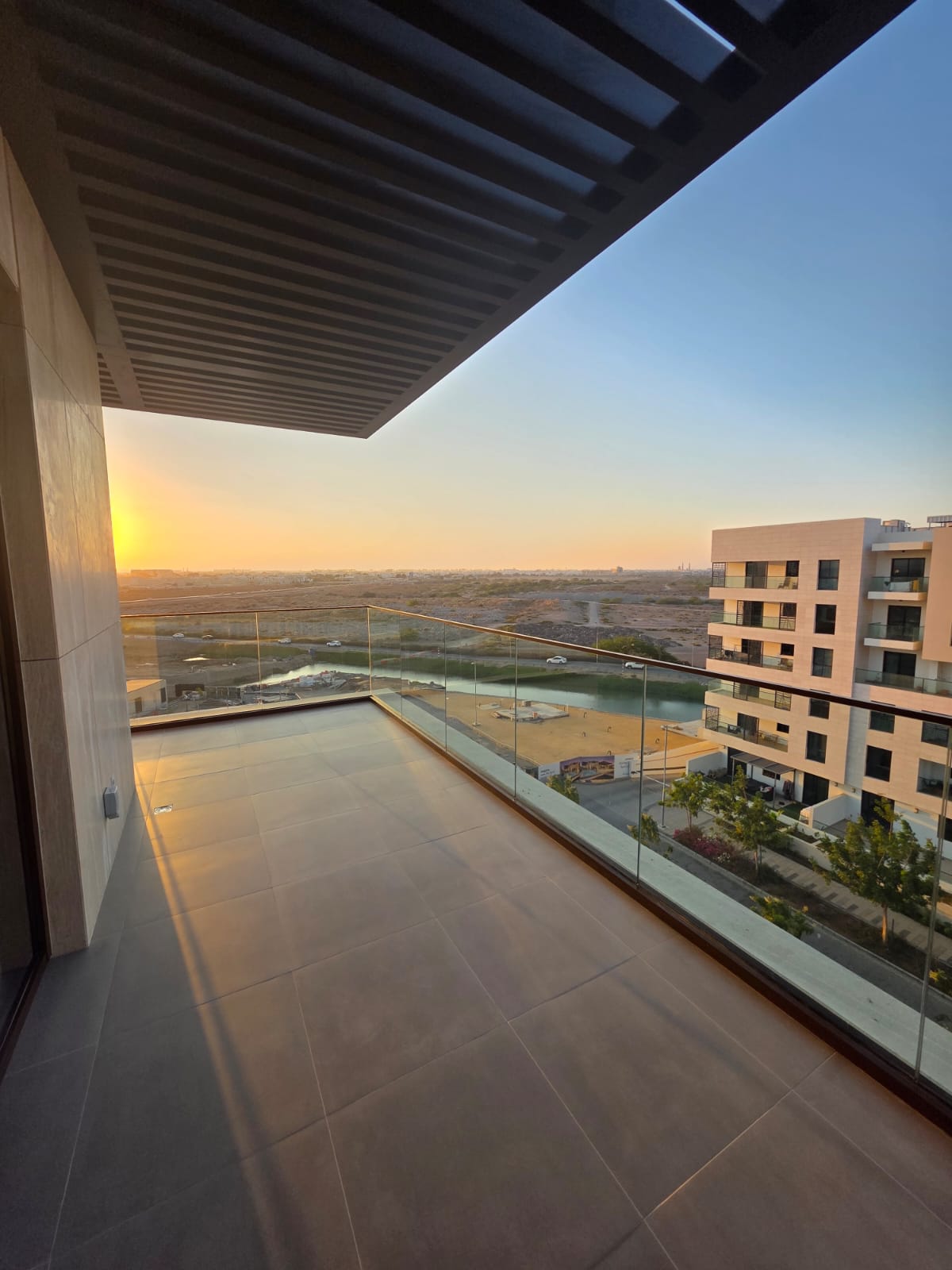 Best Price Corner 2BR — Pool View · Al Murooj Lanes, image 2 of 7
