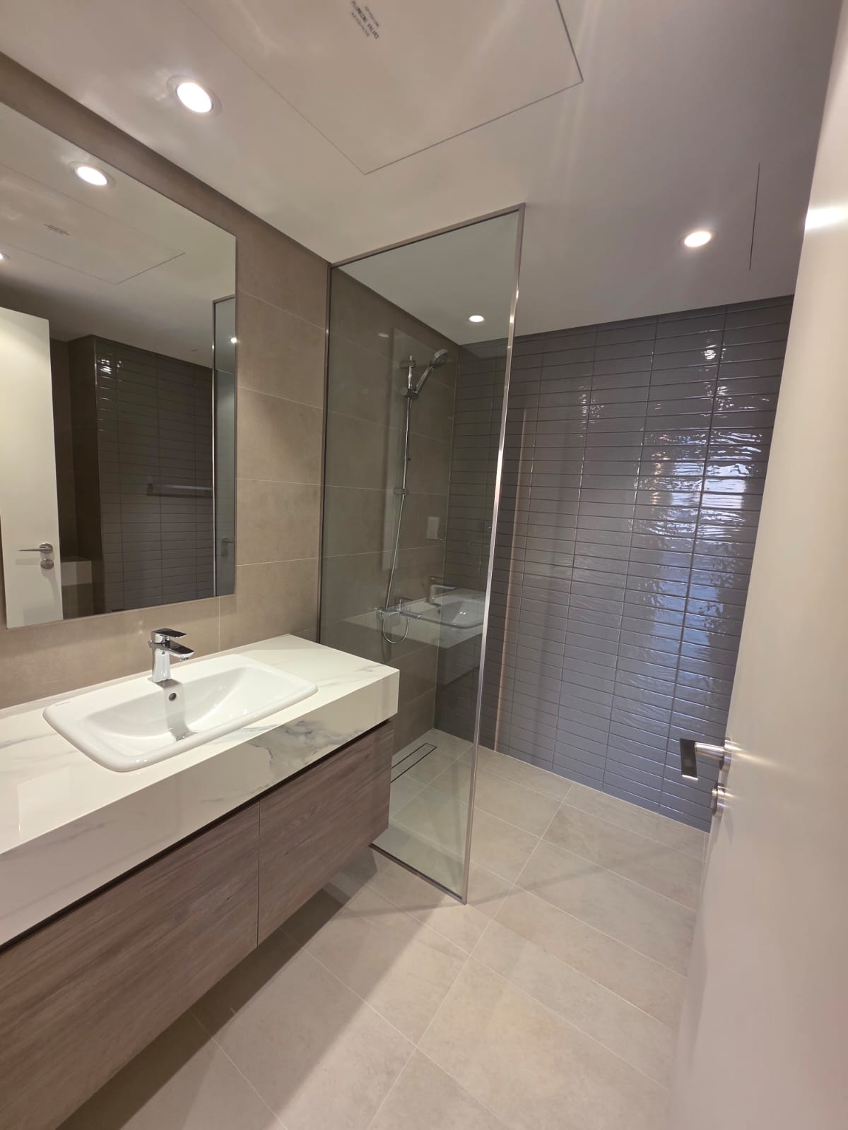 Best Price Corner 2BR — Pool View · Al Murooj Lanes, image 5 of 7